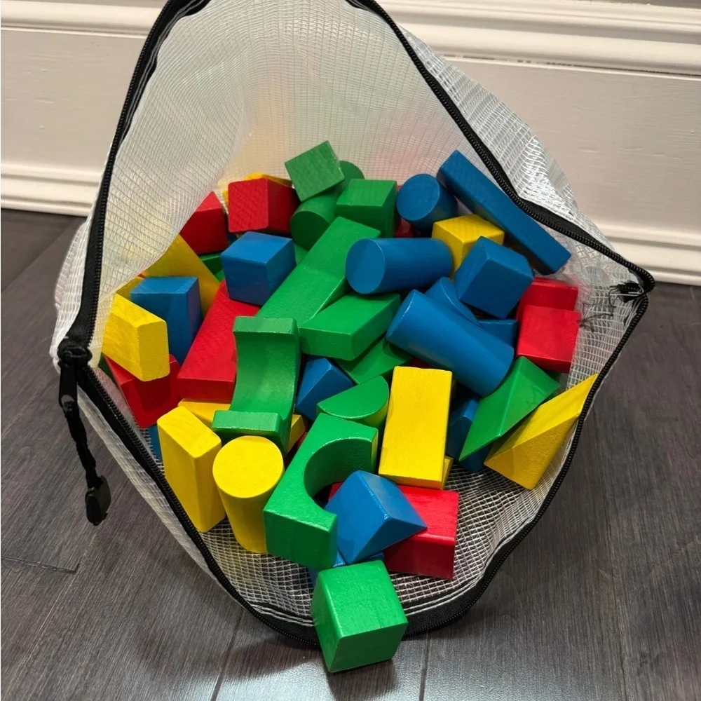 NWOT Melissa & Doug 100 Colored Wooden Building Blocks Set- 9 Shapes Toddler